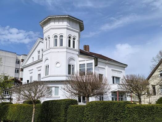 Wohnung zur Miete 934 € 4 Zimmer 156 m² 1. Geschoss frei ab sofort Dr. Marc Str. Bad Wildungen 34537