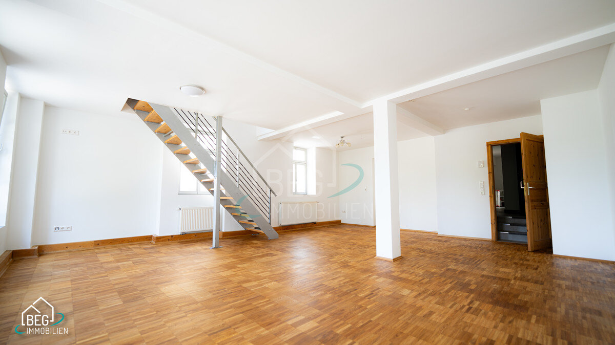 Wohnung zum Kauf 285.000 € 5 Zimmer 137,1 m²<br/>Wohnfläche Neuenstein Neuenstein 74632