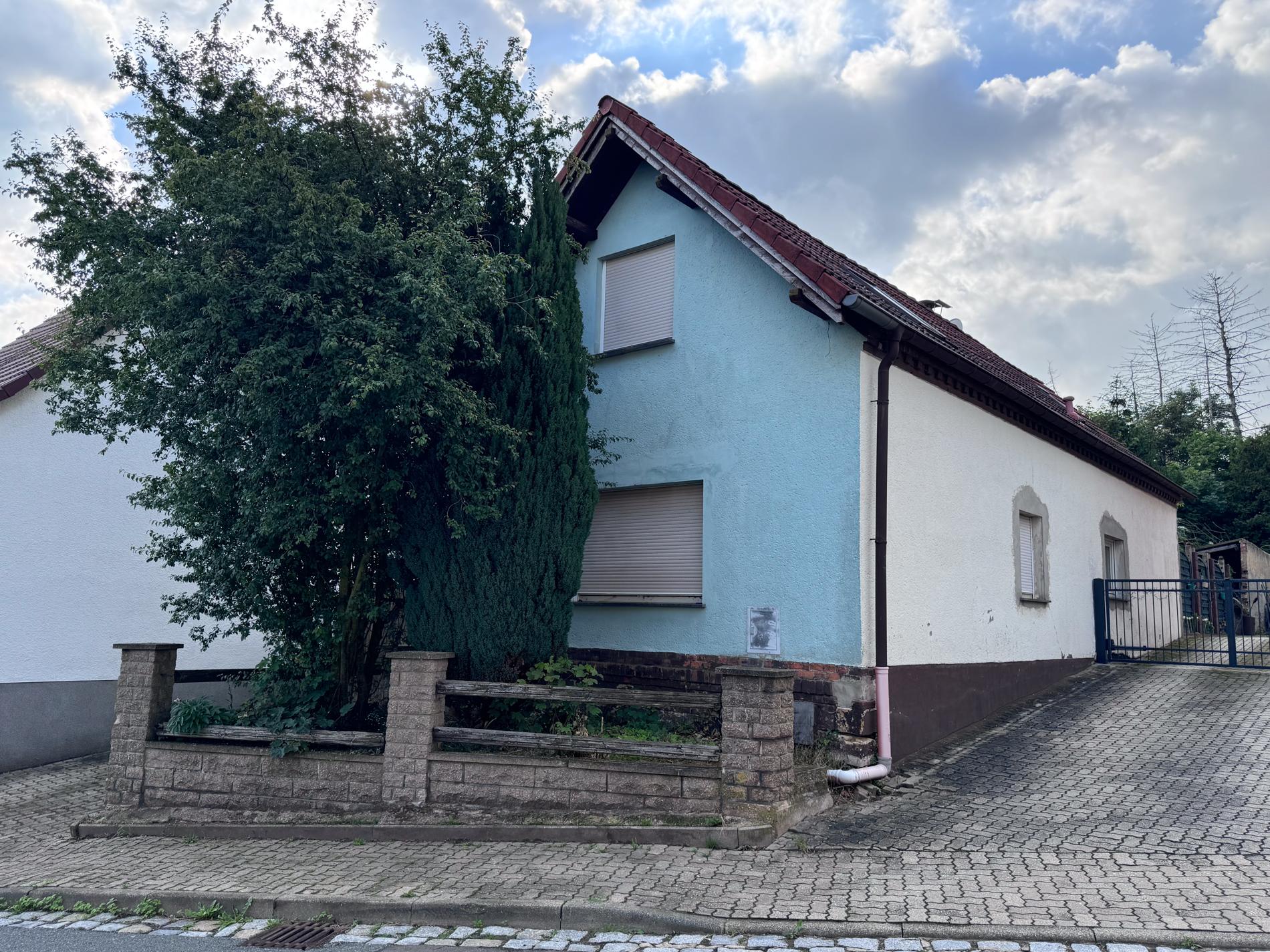 Einfamilienhaus zum Kauf 69.500 € 5 Zimmer 96 m²<br/>Wohnfläche 425 m²<br/>Grundstück Granschütz Hohenmölsen OT Granschütz 06679