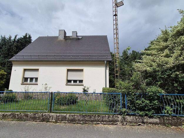 Einfamilienhaus zum Kauf provisionsfrei 80.000 € 4 Zimmer 115 m² 1.185 m² Grundstück Gablenz 02953