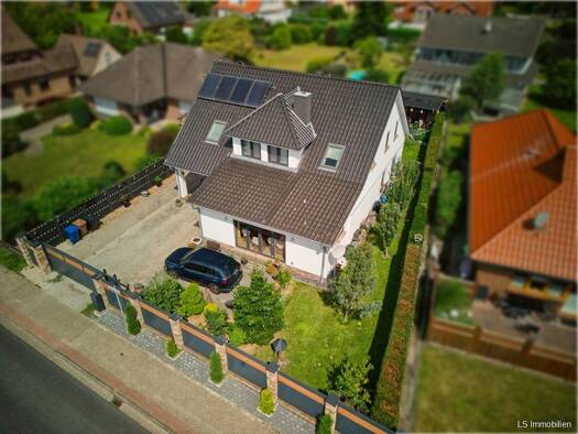 Einfamilienhaus zum Kauf 599.000 € 8 Zimmer 217 m² 738 m² Grundstück Ofenerfeld Wiefelstede / Ofenerfeld 26215