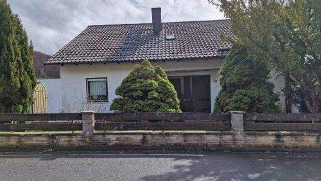 Einfamilienhaus zum Kauf 215.000 € 4 Zimmer 130,5 m² 1.092 m² Grundstück Ginolfs Oberelsbach 97656