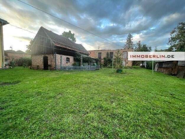 Mehrfamilienhaus zum Kauf als Kapitalanlage geeignet 425.000 € 430 m² 1.950 m² Grundstück Steintoch Letschin 15324