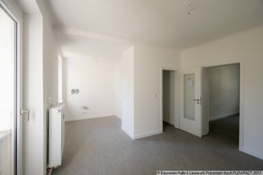 Wohnung zur Miete 416 € 2 Zimmer 57,8 m² 2. Geschoss Martin-Luther-Straße 2 Bitterfeld Bitterfeld 06749