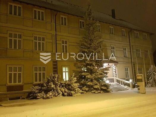 Haus zum Kauf 1.800.000 € 20 Zimmer 1.500 m² Ravna Gora Ravna Gora