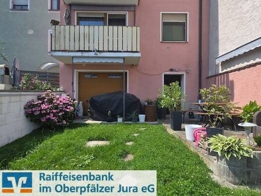 Reihenmittelhaus zum Kauf 349.000 € 10 Zimmer 213 m² 203 m² Grundstück frei ab 01.07.2026 Burglengenfeld 93133
