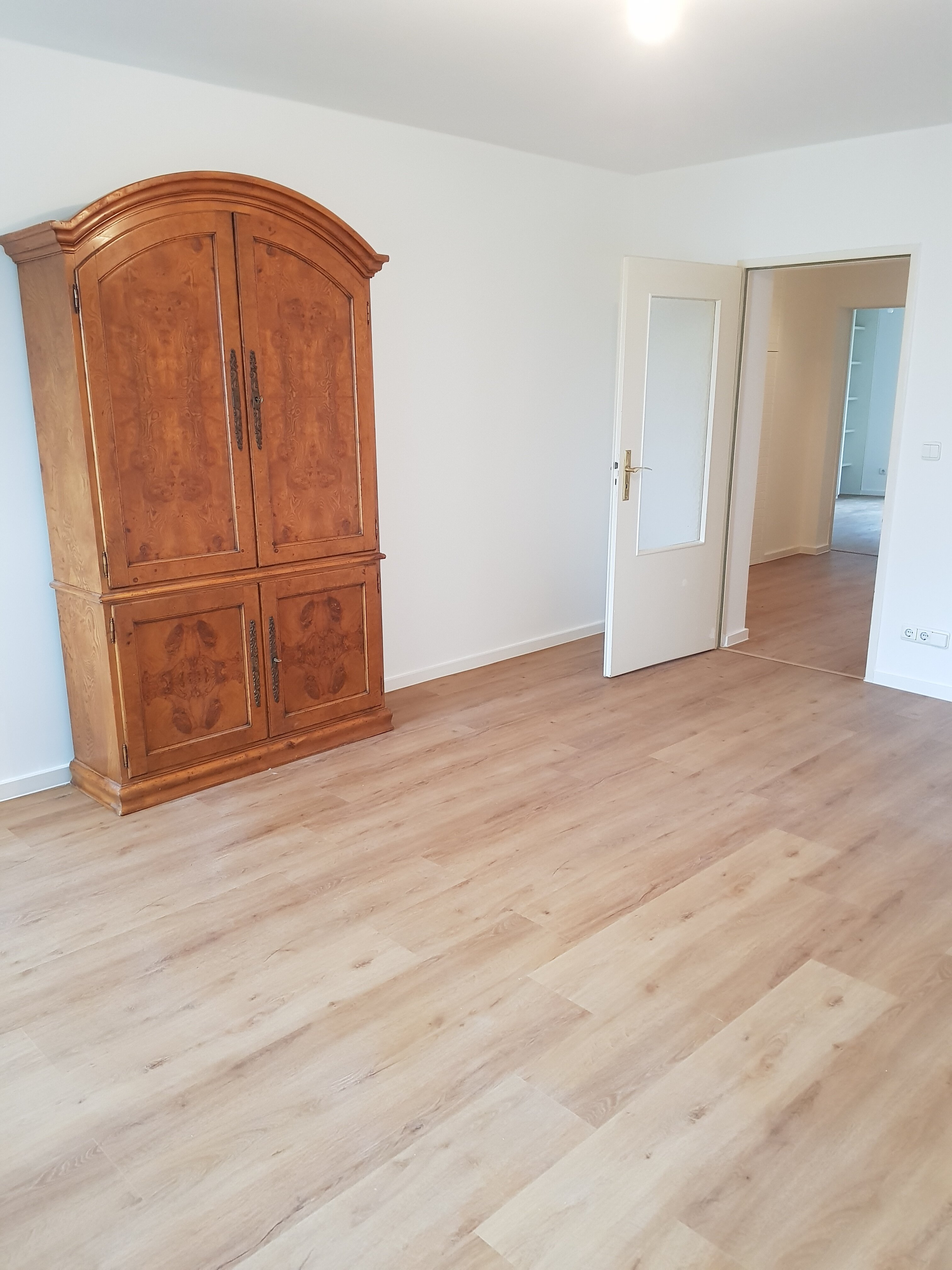 Studio zur Miete 1.600 € 3 Zimmer 76 m²<br/>Wohnfläche 3.<br/>Geschoss ab sofort<br/>Verfügbarkeit Wormserstrasse 39 Neustadt - Süd Köln 50677