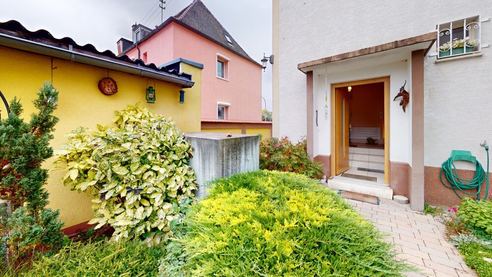 Einfamilienhaus zum Kauf 449.000 € 5 Zimmer 165 m²<br/>Wohnfläche 360 m²<br/>Grundstück Oppau / Stadtbezirk 211 Ludwigshafen am Rhein 67069