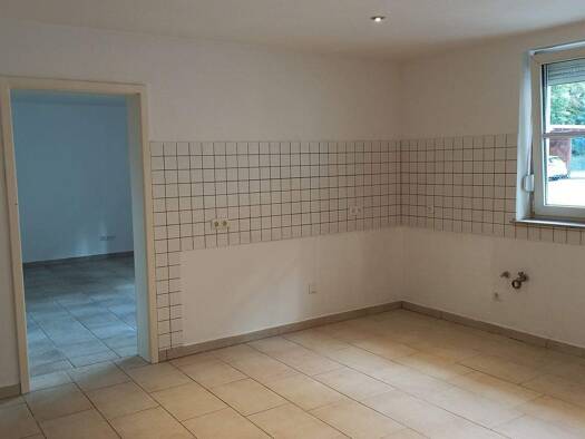 Wohnung zur Miete 570 € 3 Zimmer 85 m² EG frei ab sofort Neufahrn Neufahrn in Niederbayern 84088