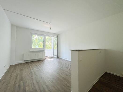 Wohnung zur Miete 360 € 4 Zimmer 69,3 m² 5. Geschoss Straße Usti nad Labem 217 Kappel Kappel 09119