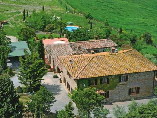 Einfamilienhaus zum Kauf 700 m² 20.000 m² Grundstück Pienza