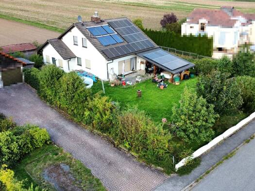 Einfamilienhaus zum Kauf 269.000 € 5 Zimmer 125 m² 760 m² Grundstück Wiesenfeld Meeder 96484