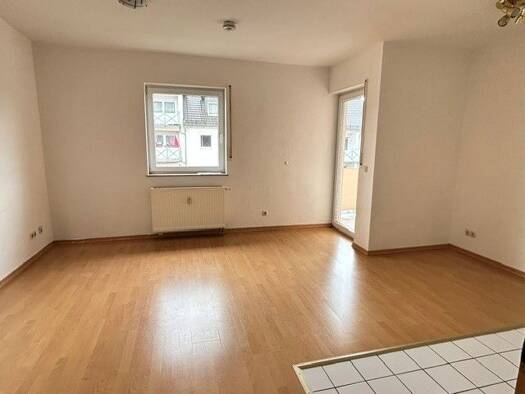 Wohnung zur Miete 260 € 1 Zimmer 31,1 m² 4. Geschoss frei ab sofort Bernsdorfer Straße 186 c Bernsdorf Bernsdorf 09126