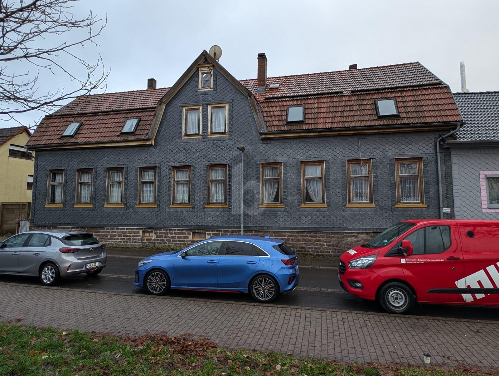 Mehrfamilienhaus zum Kauf 65.000 € 12 Zimmer 360 m²<br/>Wohnfläche 364 m²<br/>Grundstück Zella-Mehlis 98544