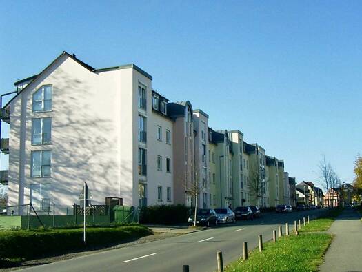Wohnung zur Miete 395 € 2 Zimmer 56 m² Geschoss 1/4 frei ab sofort Bahnhofstraße 38 Neukirchen Neukirchen/Erzgebirge 09221