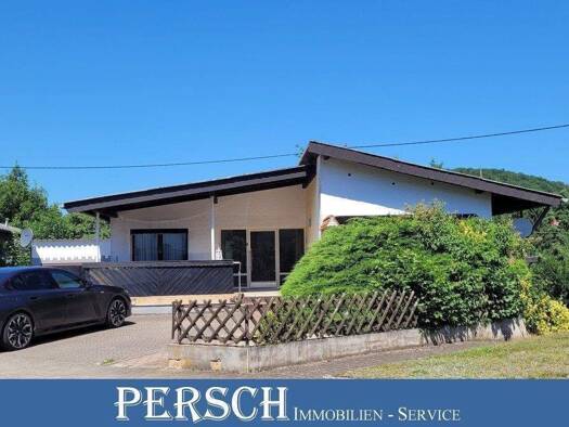 Einfamilienhaus zum Kauf 180.000 € 7 Zimmer 148 m² 749 m² Grundstück frei ab sofort Namborn 66640