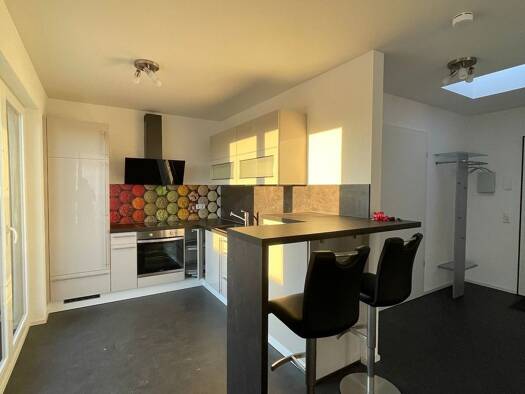 Penthouse zur Miete 1.350 € 2 Zimmer 86,5 m² Geschoss 2/3 frei ab 01.01.2027 Bei den Gärten 11 Haltingen Weil am Rhein 79576