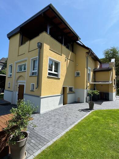 Villa zum Kauf 750.000 € 7 Zimmer 192 m² 666 m² Grundstück Olga Benario Str. 6 Bernburg Bernburg 06406