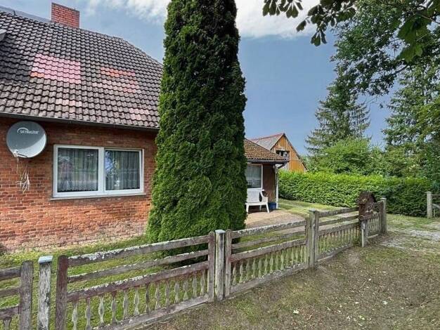 Doppelhaushälfte zum Kauf 180.000 € 5 Zimmer 125 m² 2.700 m² Grundstück Steinhagen Steinhagen 18442