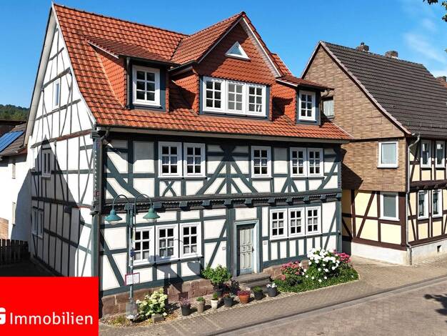 Einfamilienhaus zum Kauf 276.000 € 8 Zimmer 330 m² 1.564 m² Grundstück Harmuthsachsen Waldkappel 37284