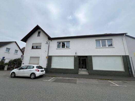 Mehrfamilienhaus zum Kauf 489.000 € 8 Zimmer 230 m² 343 m² Grundstück Schwalheim Bad Nauheim 61231