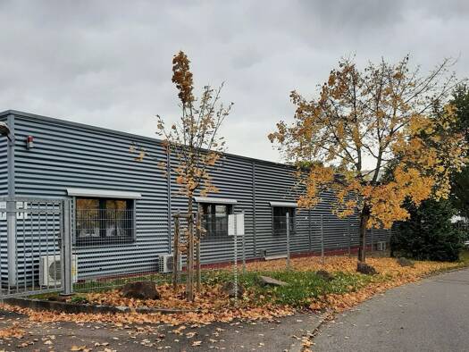 Büro zur Miete provisionsfrei 1.500 € 7 Zimmer 300 m² Bürofläche Gewerbepark Klinkenthal 55 Heiligenwald Schiffweiler 66578
