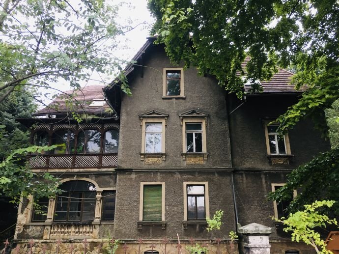 Villa zum Kauf 99.000 € 7 Zimmer 293 m²<br/>Wohnfläche 5.220 m²<br/>Grundstück ab sofort<br/>Verfügbarkeit Ebersbach Ebersbach-Neugersdorf 02730