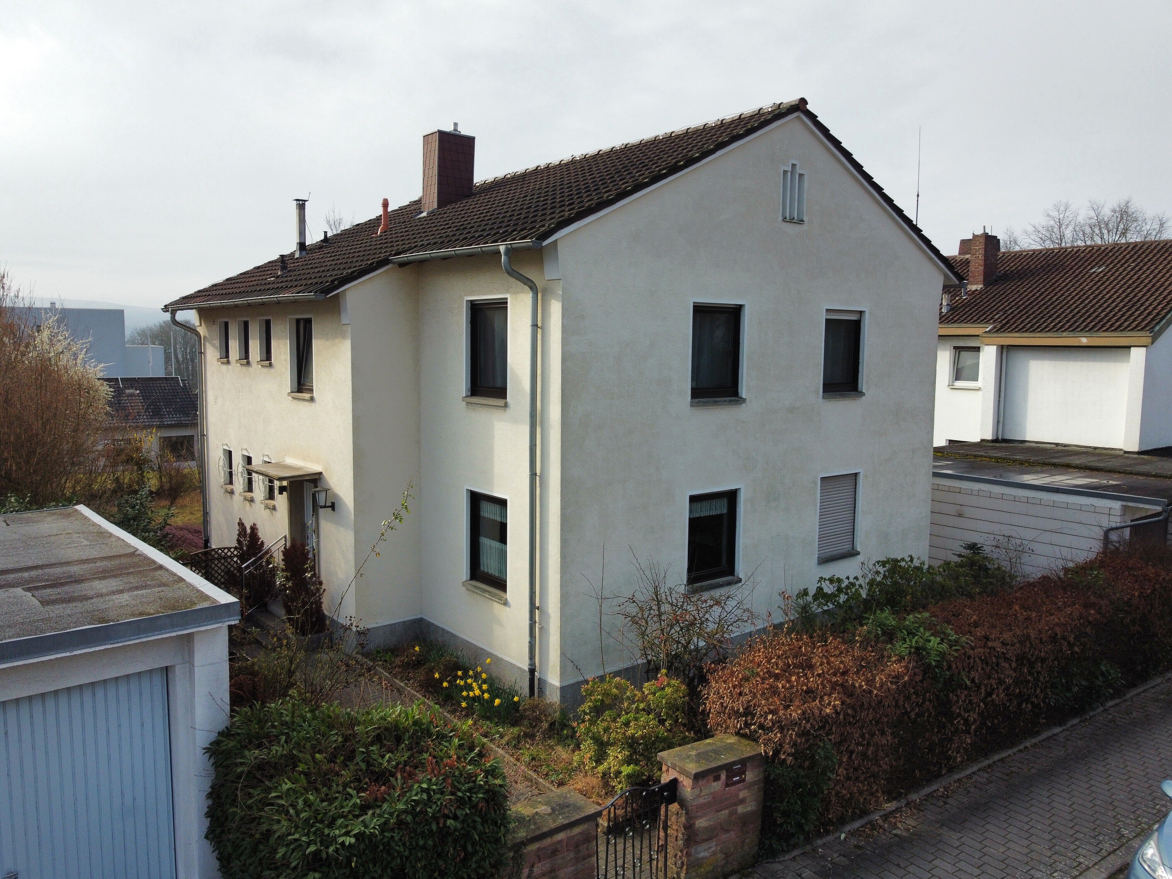 Mehrfamilienhaus zum Kauf 315.000 € 6 Zimmer 158 m²<br/>Wohnfläche 537 m²<br/>Grundstück ab sofort<br/>Verfügbarkeit Auf dem Seß Kaiserslautern 67657