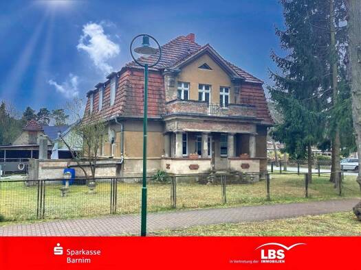 Villa zum Kauf 298.000 € 6 Zimmer 146 m² 1.283 m² Grundstück Biesenthal 16359