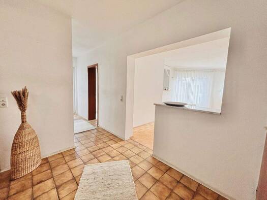 Wohnung zum Kauf 259.000 € 2 Zimmer 83 m² frei ab sofort Erbenheim Wiesbaden 65205