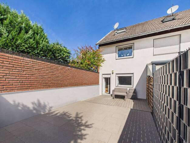 Reihenendhaus zum Kauf 380.000 € 5 Zimmer 109,6 m² 140 m² Grundstück Sinthern Pulheim 50259