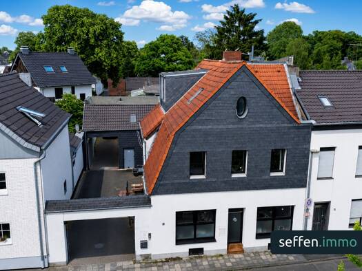 Mehrfamilienhaus zum Kauf als Kapitalanlage geeignet 1.329.000 € 9 Zimmer 594,8 m² 678,3 m² Grundstück Lövenich Köln 50859