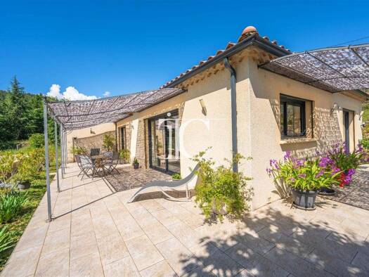 Haus zum Kauf 580.000 € 132 m² 3.666 m² Grundstück Les Vans 07140