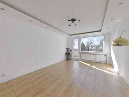 Wohnung zum Kauf 145.000 € 3 Zimmer 77 m² frei ab sofort Rönnebeck Bremen 28777