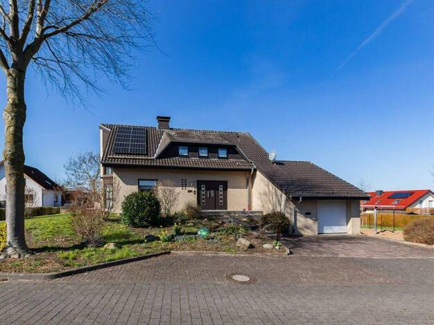 Haus zum Kauf 449.000 € 5 Zimmer 152 m² 727 m² Grundstück Büren 33142