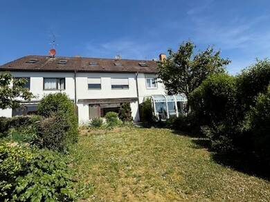 Reihenmittelhaus zum Kauf 369.000 € 6 Zimmer 120 m² 199 m² Grundstück Konrad-Adenauer-Straße 50 Estenfeld Estenfeld 97230