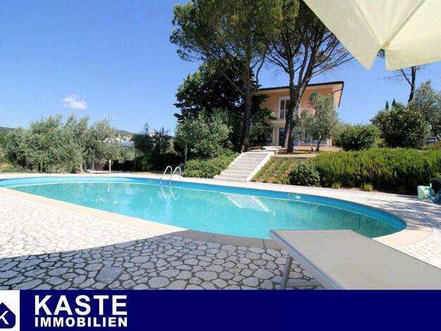 Haus zum Kauf 690.000 € 4 Zimmer 230 m² 3.300 m² Grundstück Arezzo