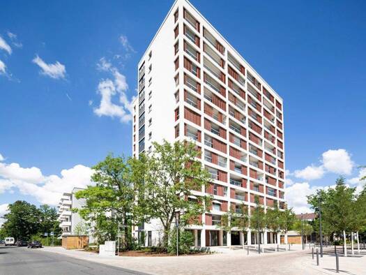 Wohnung zur Miete 731 € 2 Zimmer 69,7 m² 13. Geschoss frei ab 16.02.2026 Albrecht-Dürer-Straße 3 Eigenes Heim Fürth 90766