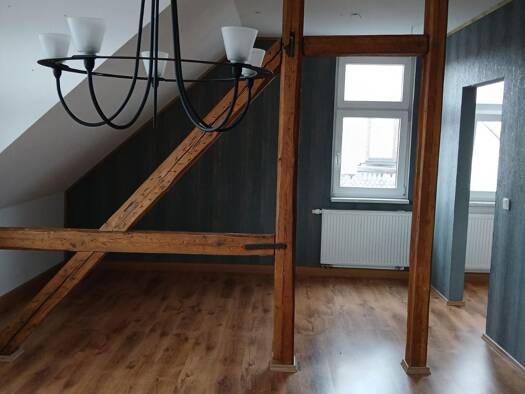 Wohnung zur Miete 600 € 4 Zimmer 84,8 m² frei ab sofort Kindleber Straße 54 Gotha Gotha 99867