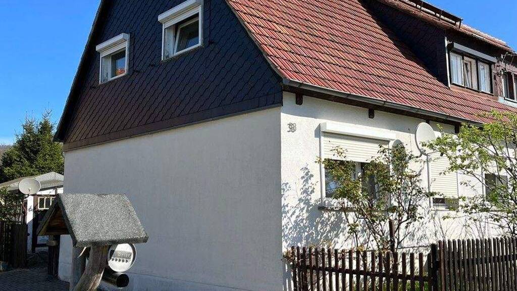 Doppelhaushälfte zum Kauf 55.000 € 4 Zimmer 63 m² 600 m² Grundstück Ebersdorf Löbau / Ebersdorf 02708