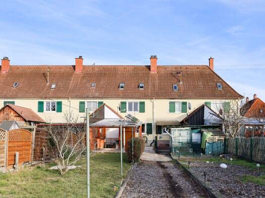 Reihenmittelhaus zum Kauf 390.000 € 4 Zimmer 112,4 m² 277,8 m² Grundstück frei ab sofort Weil am Rhein 79576