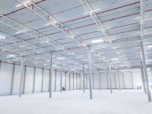 Lagerhalle zur Miete - Erstbezug provisionsfrei 8.650 m² Lagerfläche teilbar ab 8.650 m² Uedesheim Neuss 41468