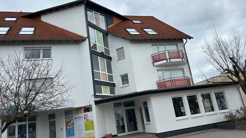 Praxis zum Kauf als Kapitalanlage geeignet 210.000 € 4 Zimmer 97,5 m² Heldenbergen Nidderau 61130