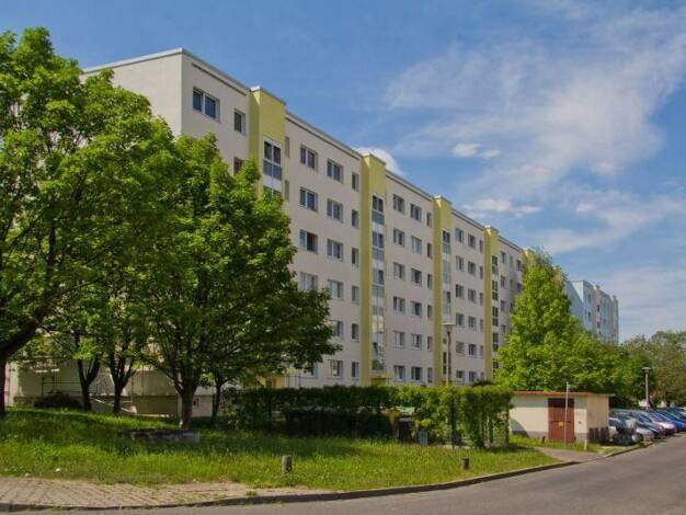 Wohnung zur Miete 494 € 3 Zimmer 64,3 m² 4. Geschoss frei ab 11.10.2025 Ebereschenstr. 35 Gorbitz-Süd Dresden 01169