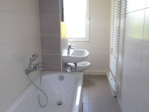 Wohnung zur Miete 429 € 4 Zimmer 67 m² 2. Geschoss Adlerstr. 39 Saalfeld Saalfeld/Saale 07318