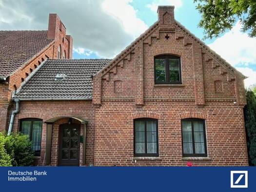 Doppelhaushälfte zum Kauf provisionsfrei 125.000 € 5 Zimmer 130 m² 2.486 m² Grundstück Glasow Schorssow 17166