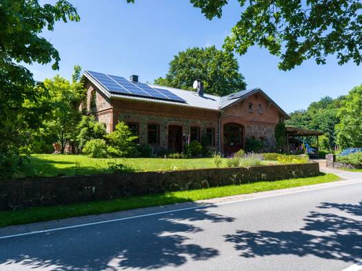Einfamilienhaus zum Kauf provisionsfrei 639.000 € 9,5 Zimmer 324 m² 2.460 m² Grundstück frei ab 31.03.2027 Idstedt 24879