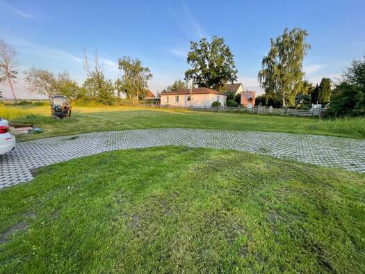 Grundstück zum Kauf 69.990 € 1.566 m² Grundstück Flößberg Frohburg 04654