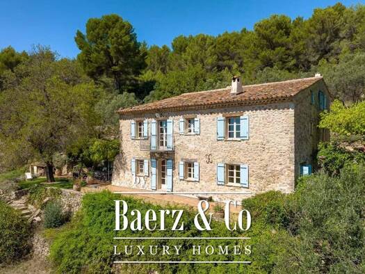 Haus zum Kauf 1.850.000 € 7 Zimmer 270 m² 10.402 m² Grundstück callas 83830