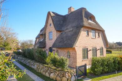 Doppelhaushälfte zum Kauf - Neubau 3.850.000 € 6 Zimmer 194,4 m² 1.850 m² Grundstück Tinnum Sylt-Ost 25980